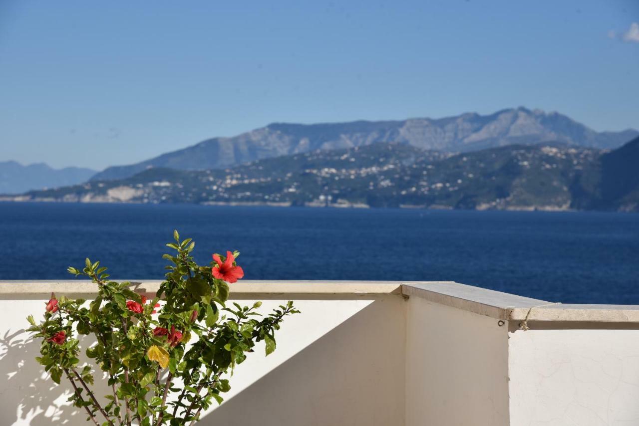 B&B Punta Vivara Capri Buitenkant foto